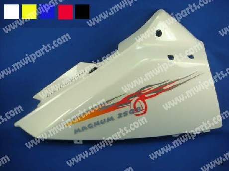 1346434175LEFT REAR COVER