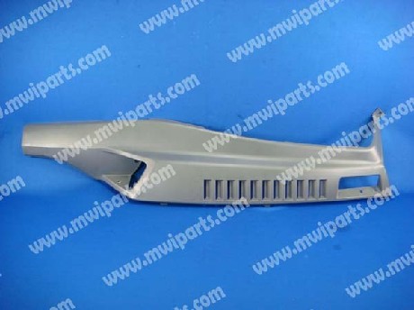 1346434300RIGHT LOWER COVER