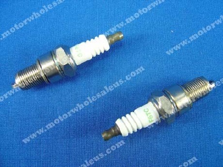 1270079503SPARK PLUG 05 F6TC 650 JP