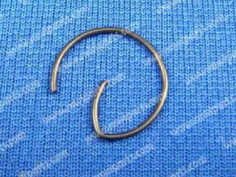 1281728347piston pin clip 01