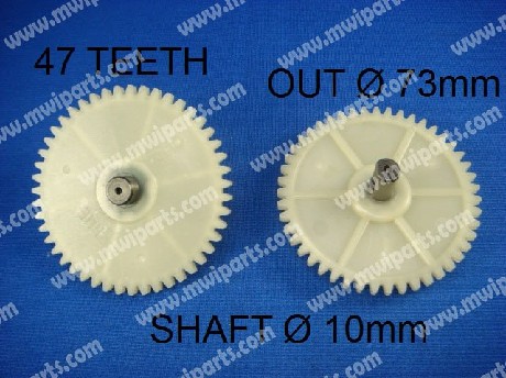 1309470750OIL PUMP PLASTIC DRIVE SPROCKET 02