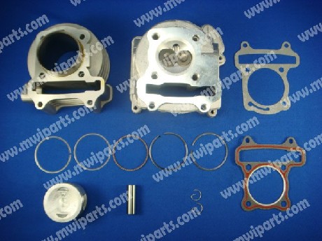 1310669785CYLINDER HEAD & JUG SET 02