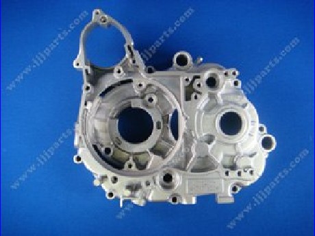 1399650333CRANK CASE COVER 03