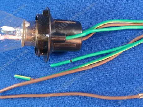 1435068780TAILLIGHT SOCKET 08