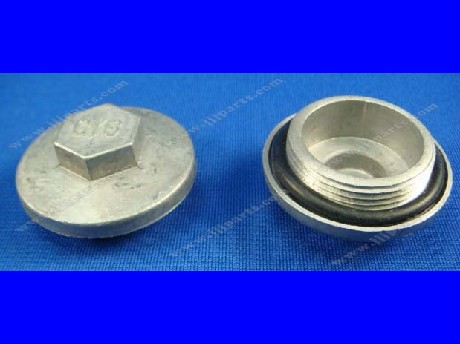 1435767591Oil Filter Cover 01