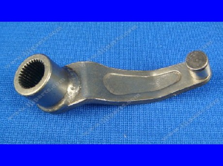 1438697312CLUTCH SHIFT ARM 01