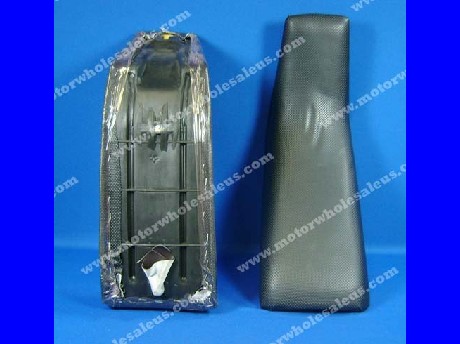 1269990502Seat35-Panther 90