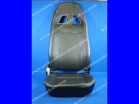 1269990520Seat36-Cyclone 650JP