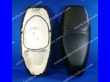 1269990633Seat44-Magnum 150RL
