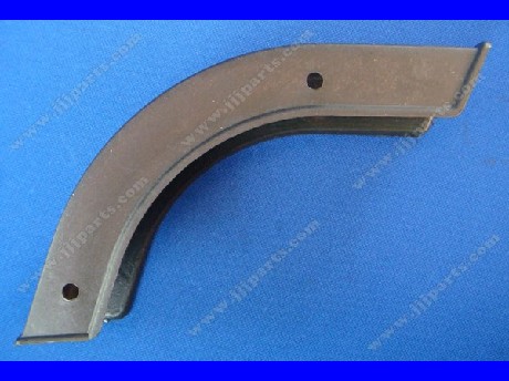 1434994165REAR CHAIN COVER 01