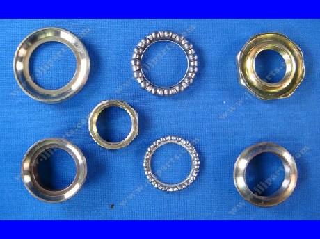 1437839629TRIPLE TREE BEARING 08
