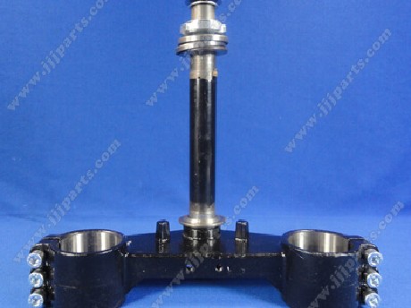 1541798385TRIPLE TREE 28